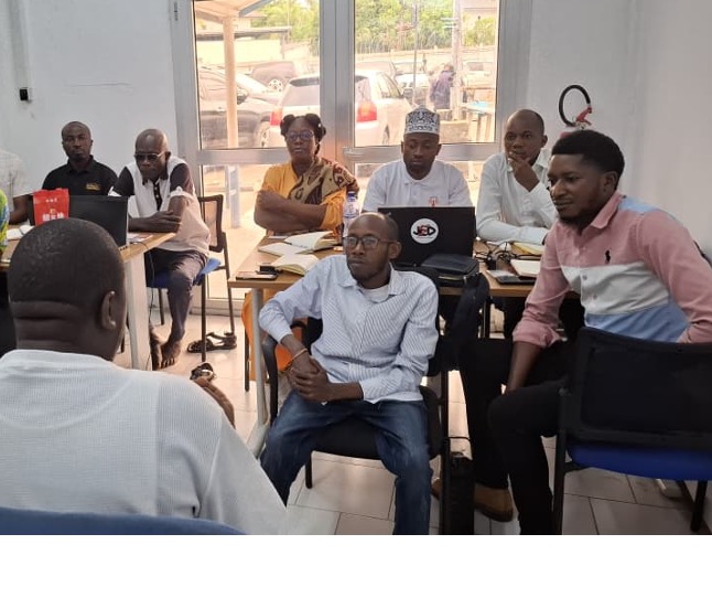 Freddy Bikumbi, formateur en journalisme sensible aux conflits chez Africa Inclusion